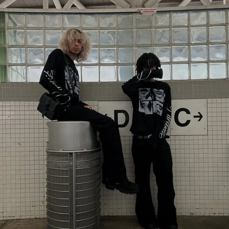 Mens Fashion In The 2000S - 2000s Punk Retro Hip Hop Street
